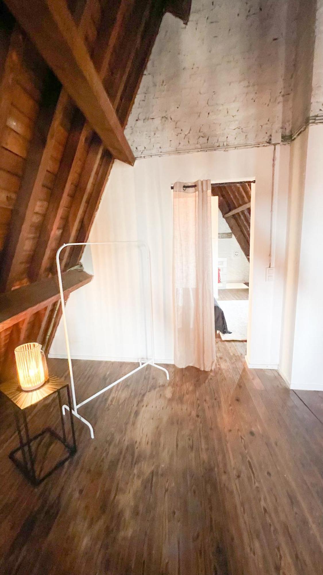 Le Faubourg Suites Anversa Esterno foto
