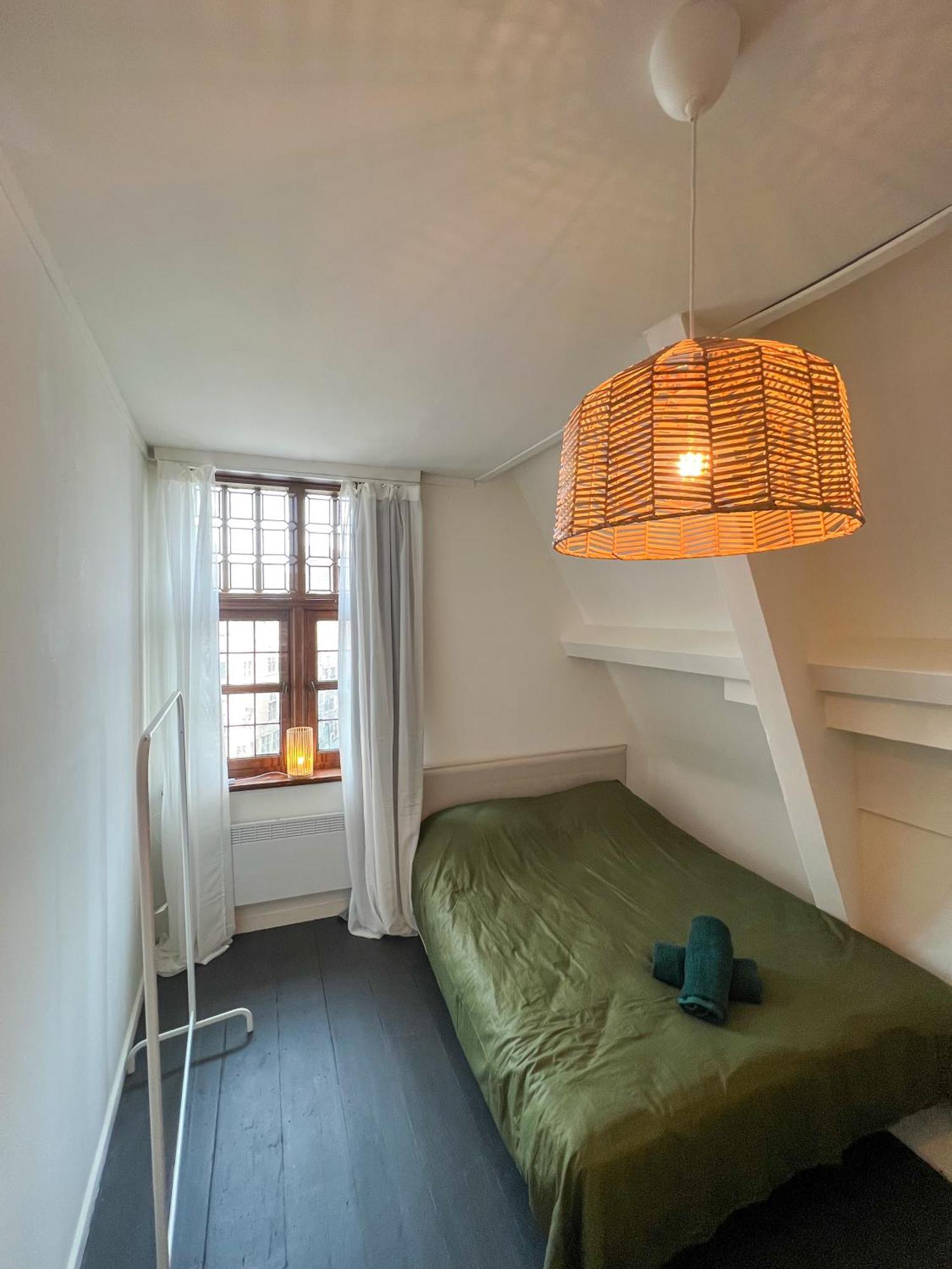 Le Faubourg Suites Anversa Esterno foto