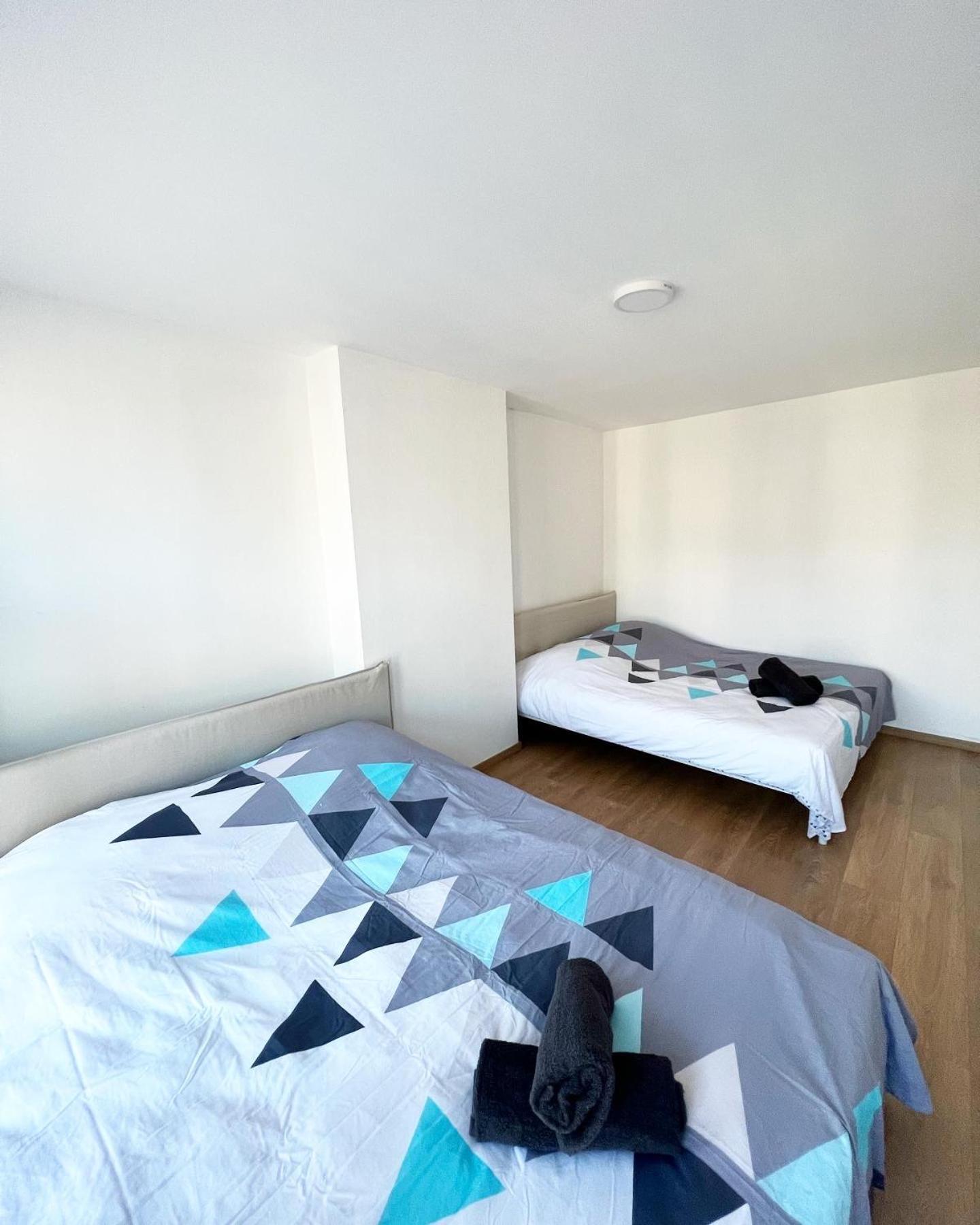 Le Faubourg Suites Anversa Esterno foto